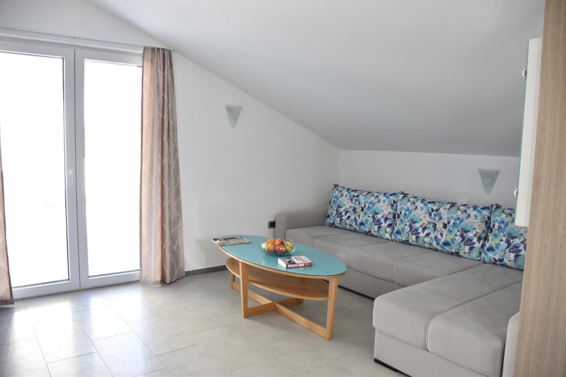 Beachfront Apartments - Villa Vita Stara Novalja Room photo